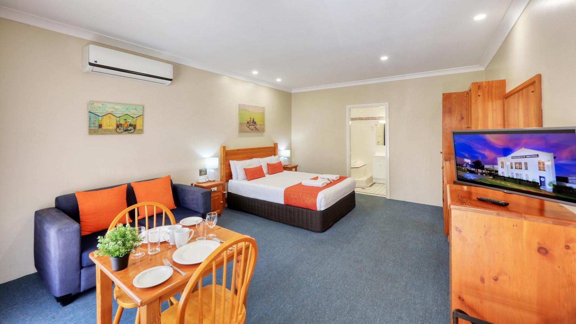 Breakout Motor Inn Cowra Dış mekan fotoğraf