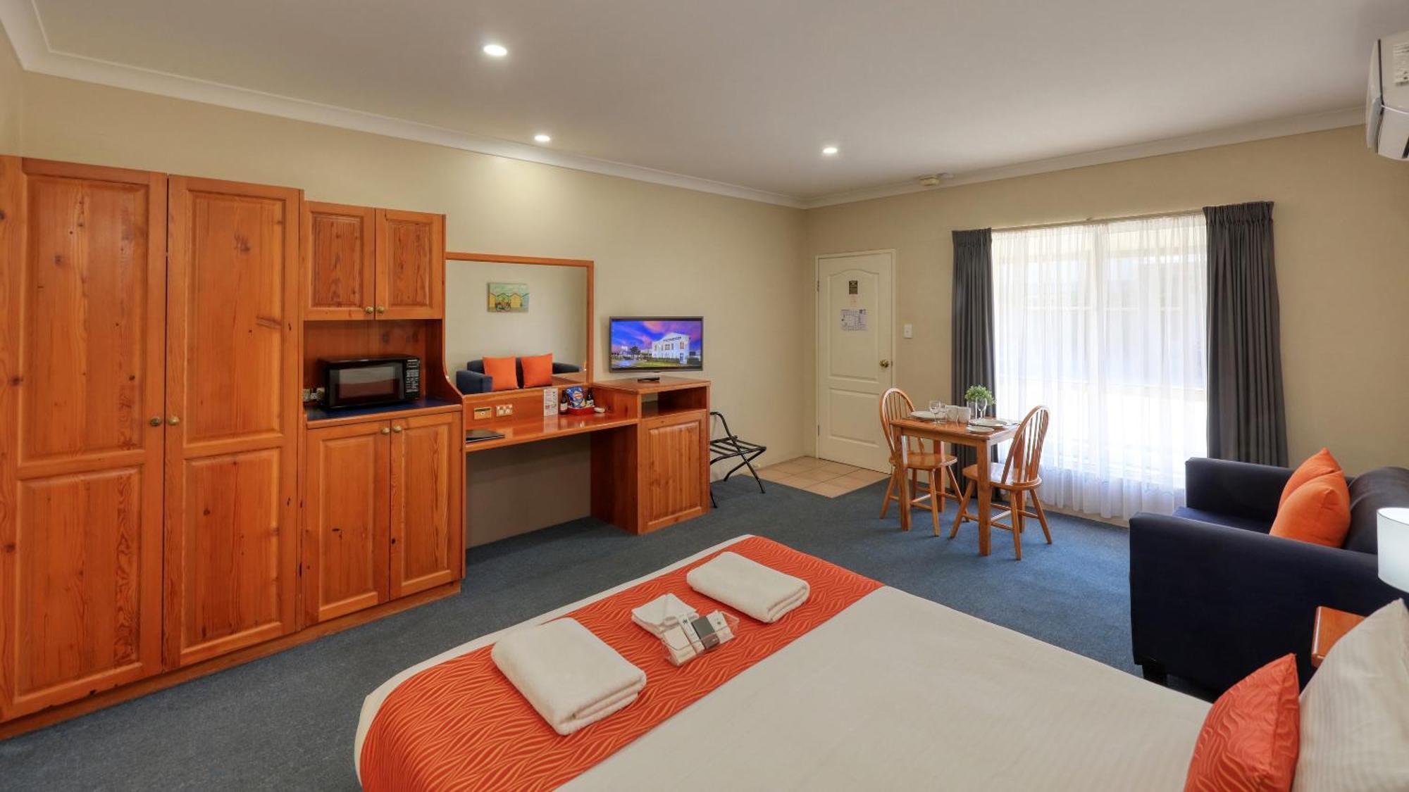 Breakout Motor Inn Cowra Dış mekan fotoğraf