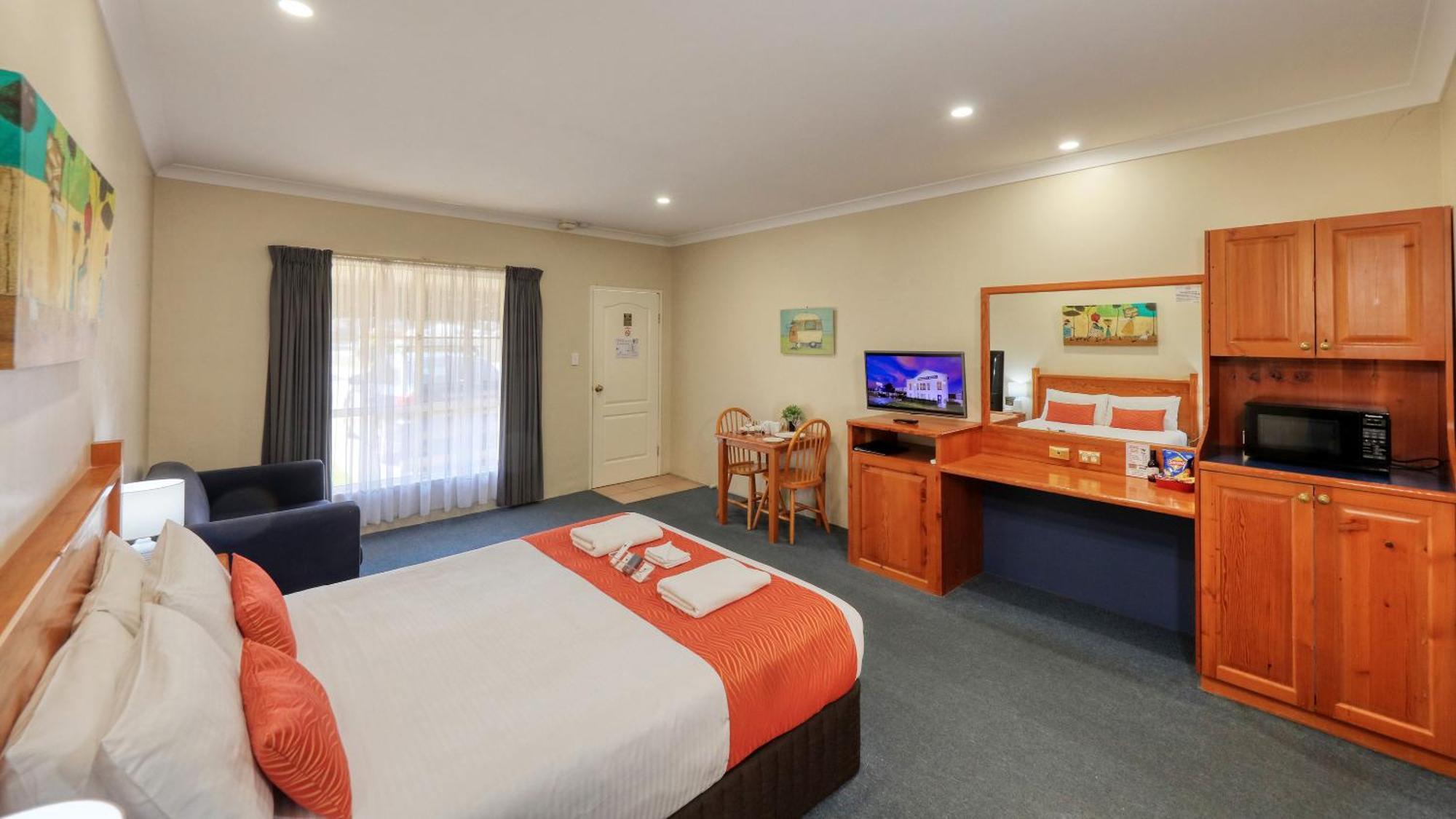 Breakout Motor Inn Cowra Dış mekan fotoğraf