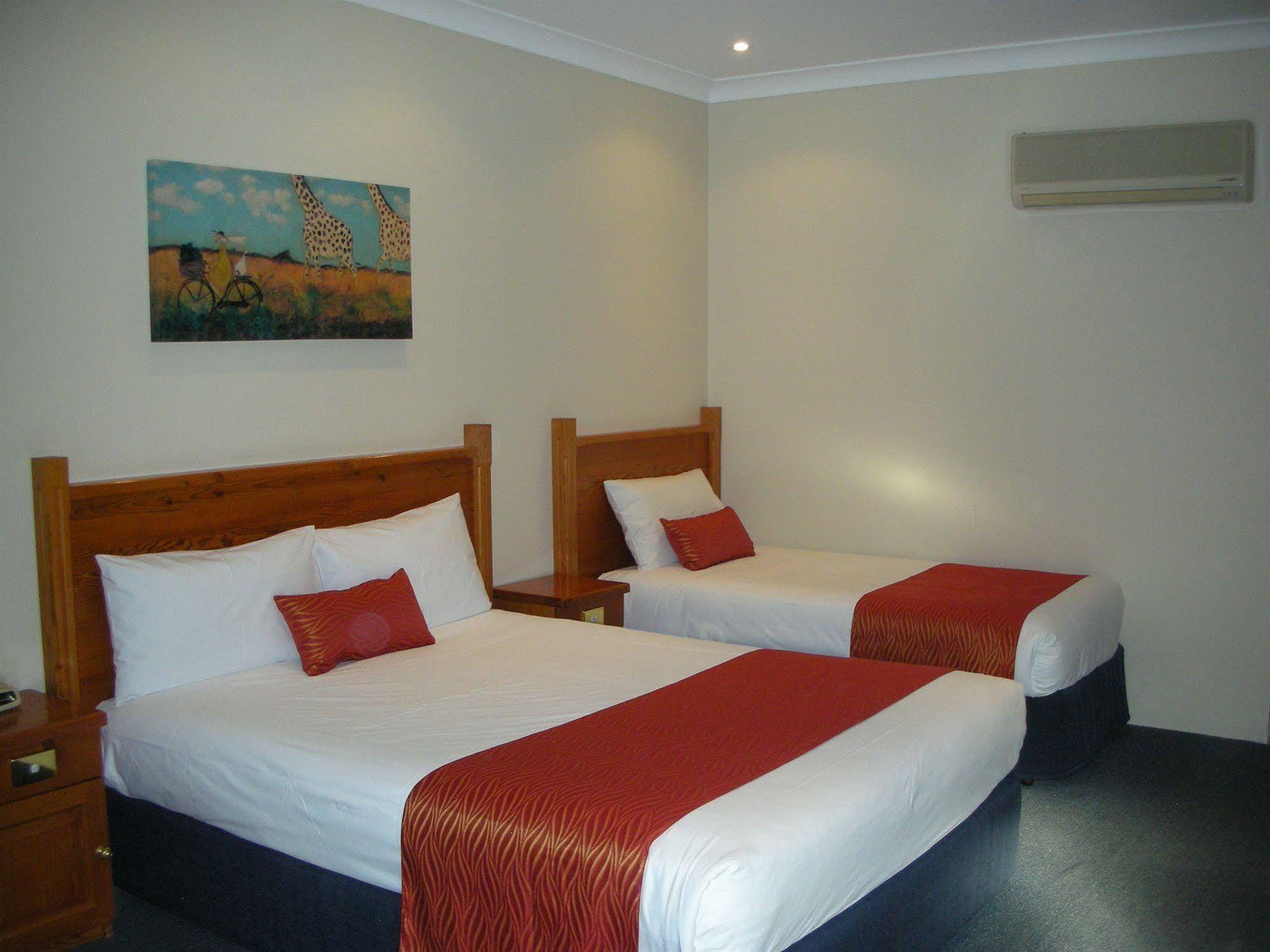 Breakout Motor Inn Cowra Dış mekan fotoğraf